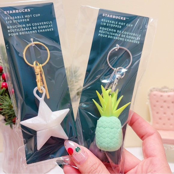 Starbucks Lime Pineapple and STAR Stopper Keychain Lid 2024 - Picture 2 of 2